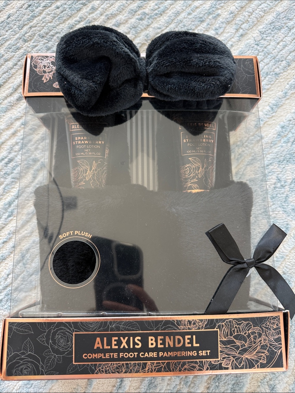 NIB Alexis Bendel Complete Foot Care Pampering Set - Black Plush